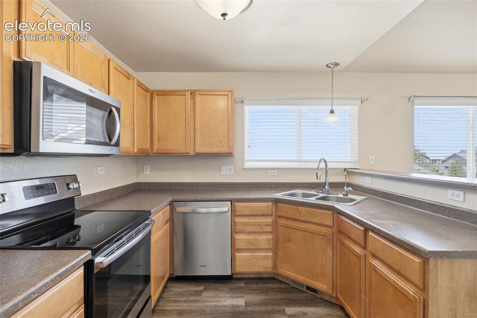 6111 Passing Sky Dr, Colorado Springs, CO 80911