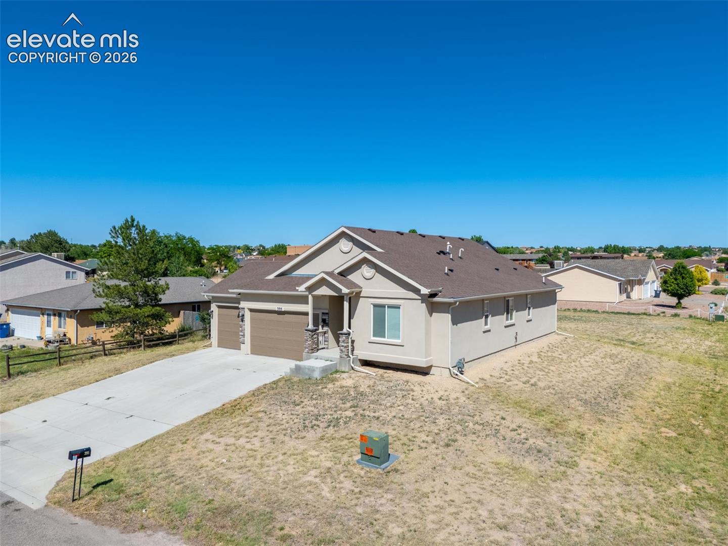 Photo 4 of 395 W Coral Drive, Pueblo West