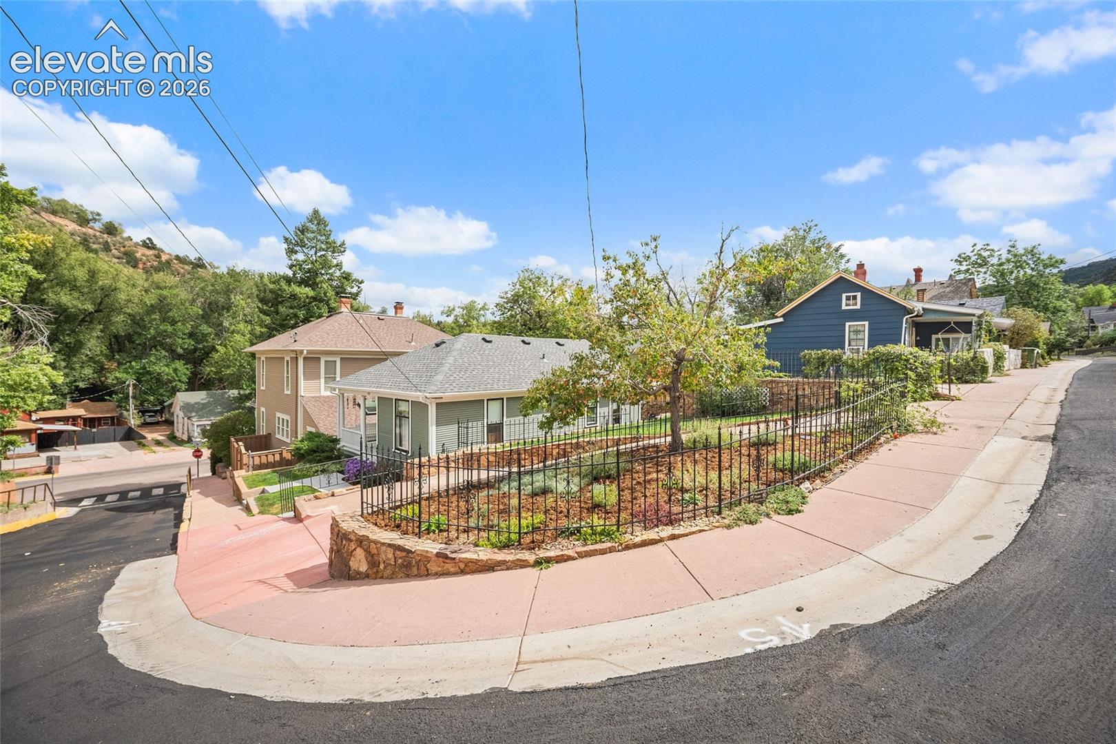Photo 10 of 7 Waltham Avenue, Manitou Springs