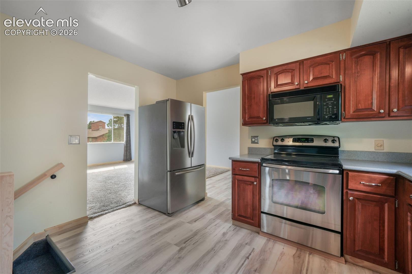 Photo 16 of 5090 Flintridge Drive, Colorado Springs