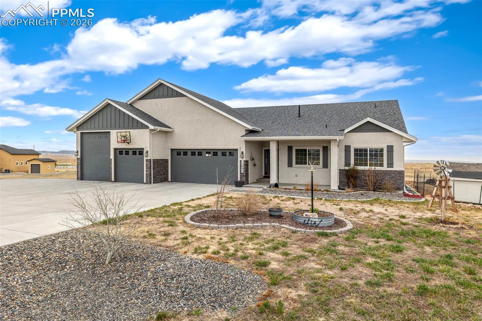 Featured Listings Featured Listings