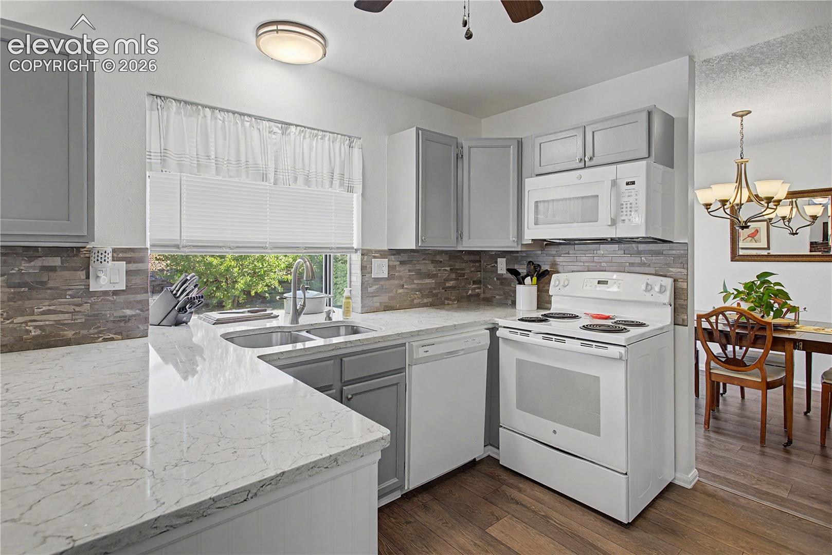 Photo 13 of 3420 Excelsior Drive, Colorado Springs