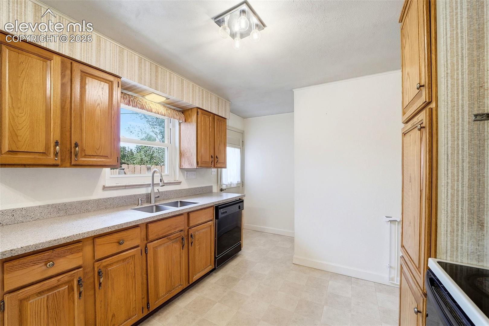 Photo 14 of 1406 Iowa Avenue, Colorado Springs