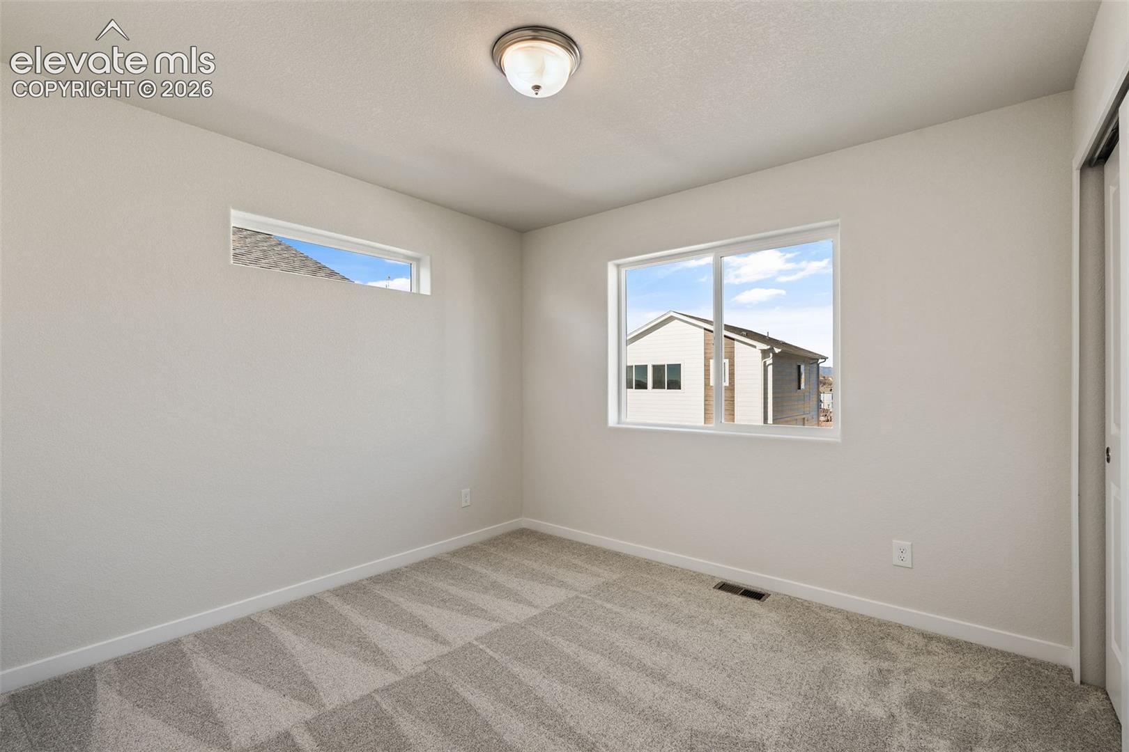 2170 Outfitters Grove photo 15