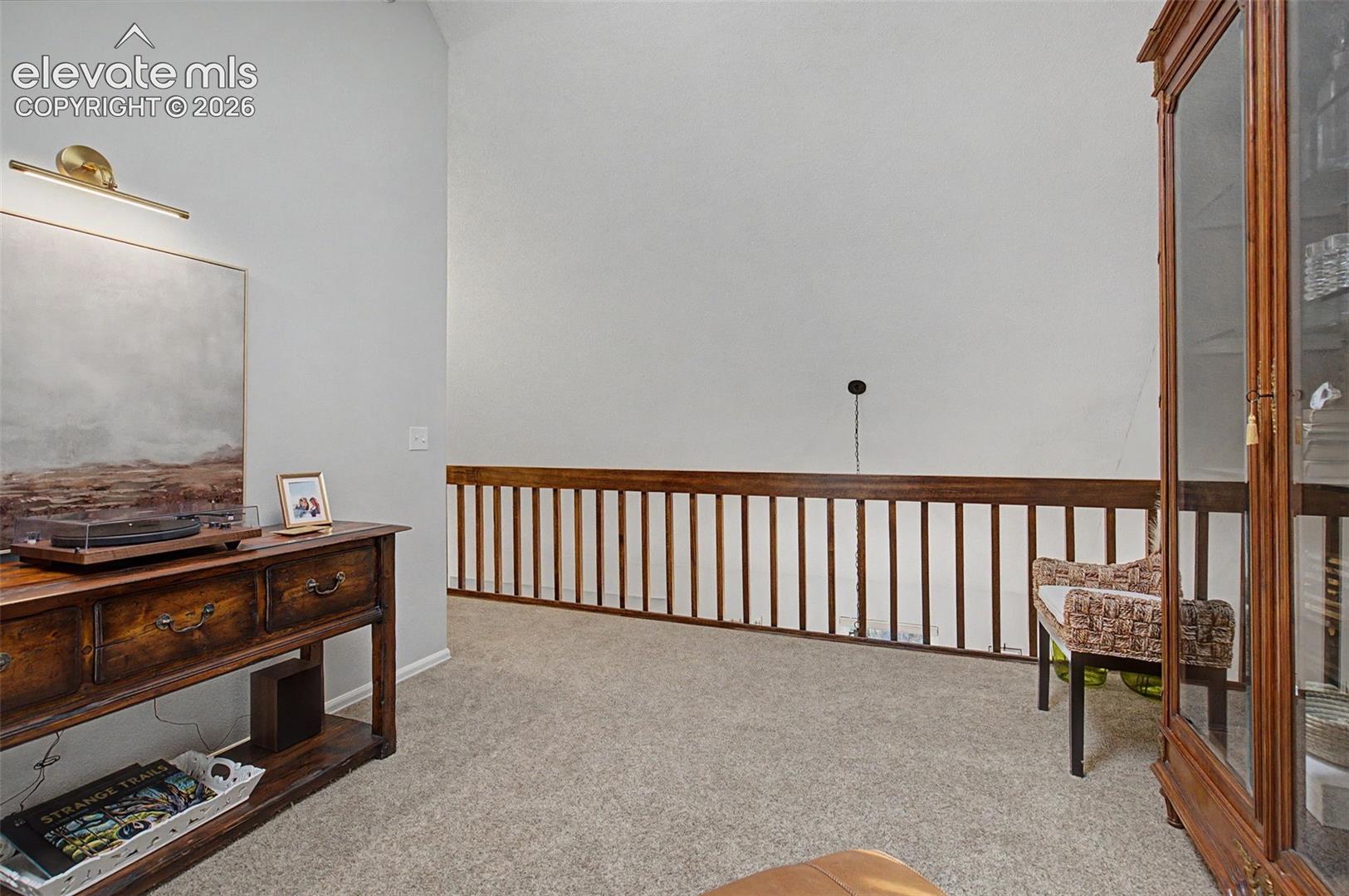 Terrific Loft Space w/Vaulted Ceiling & Skylight