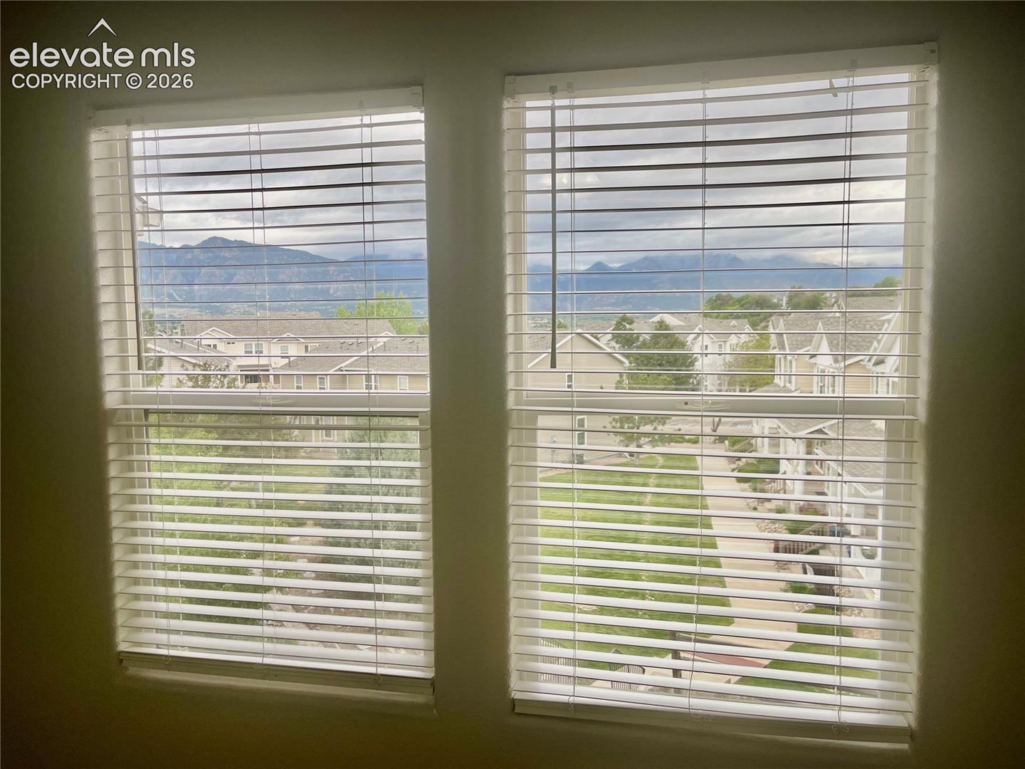 Photo 9 of 2146 Creekridge Point, Colorado Springs