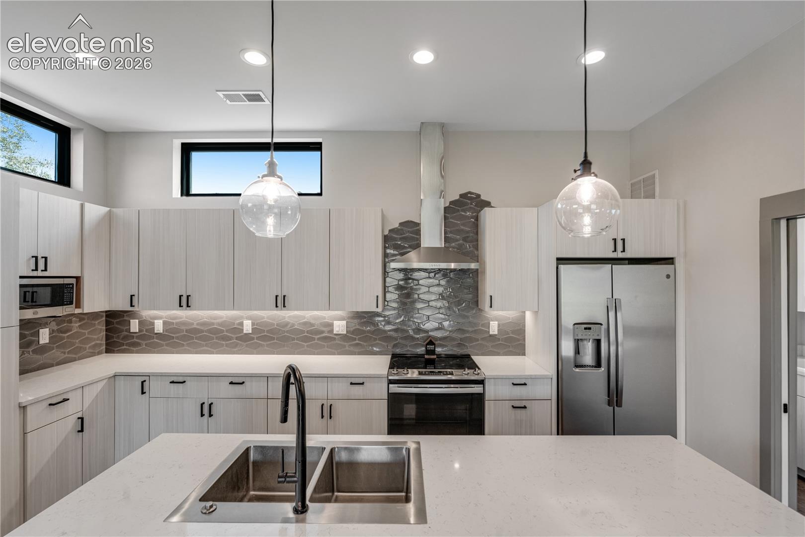Kitchen with Lots of Cabinet Space 