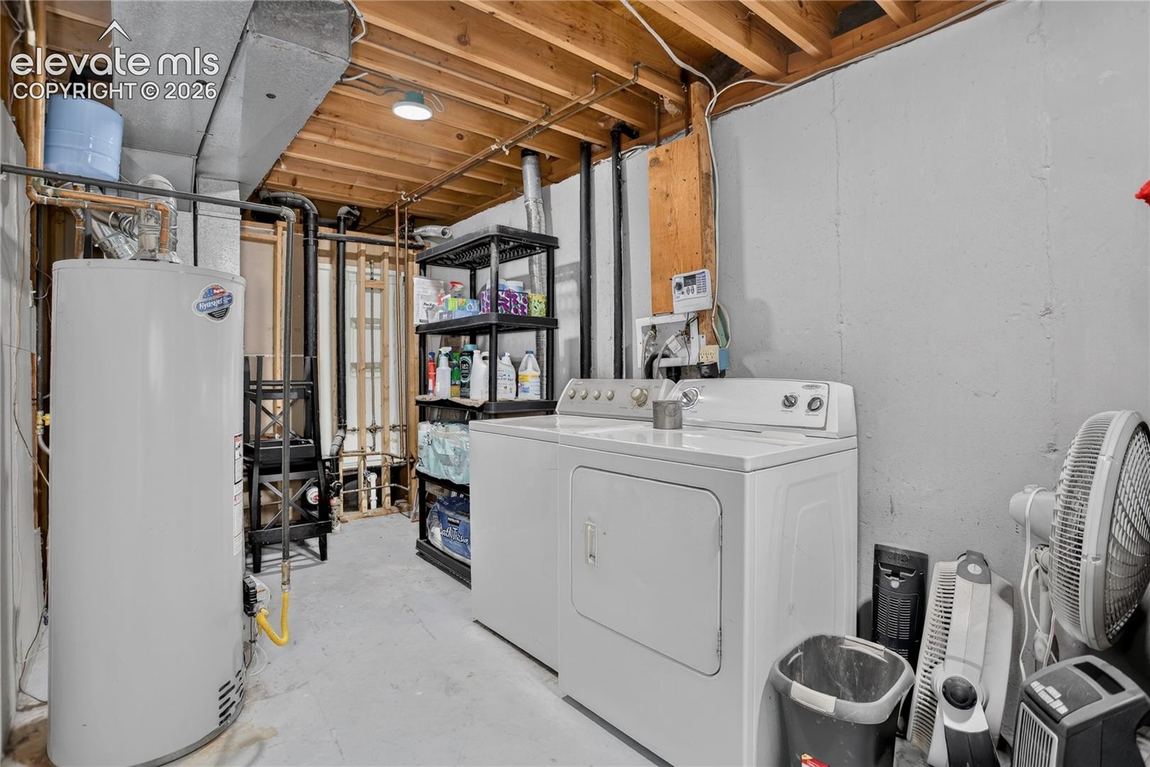 Laundry & storage space