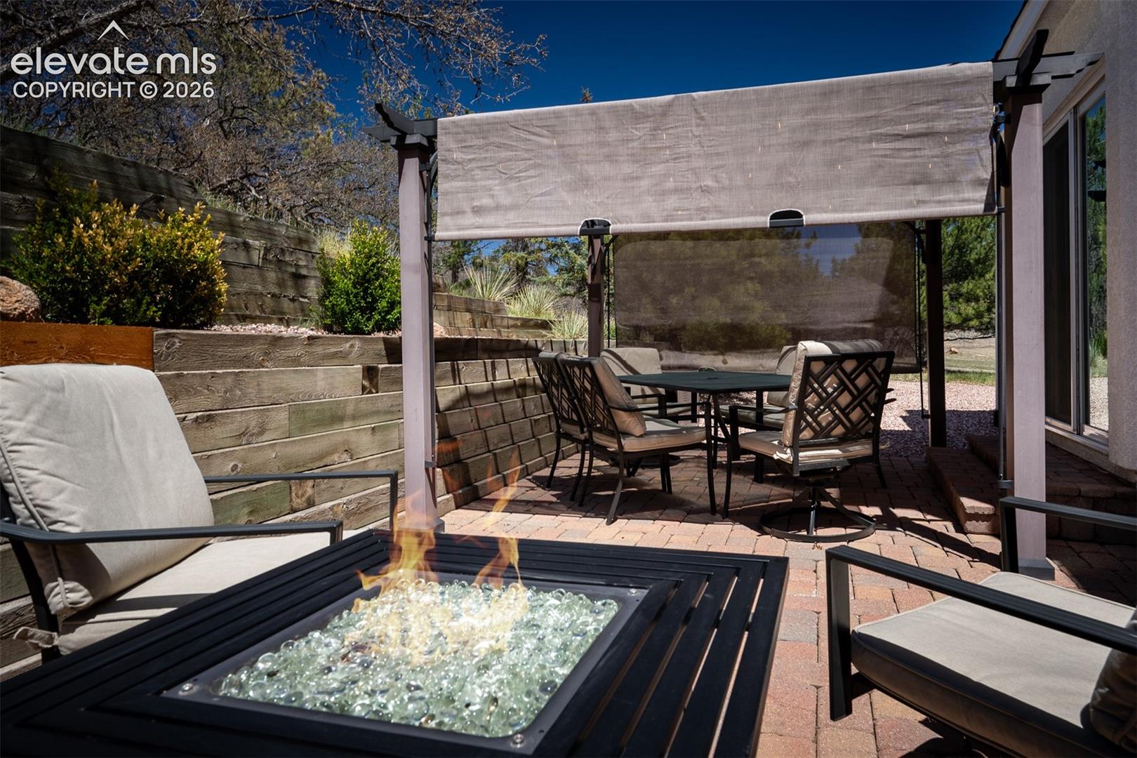 8450 Melross Court