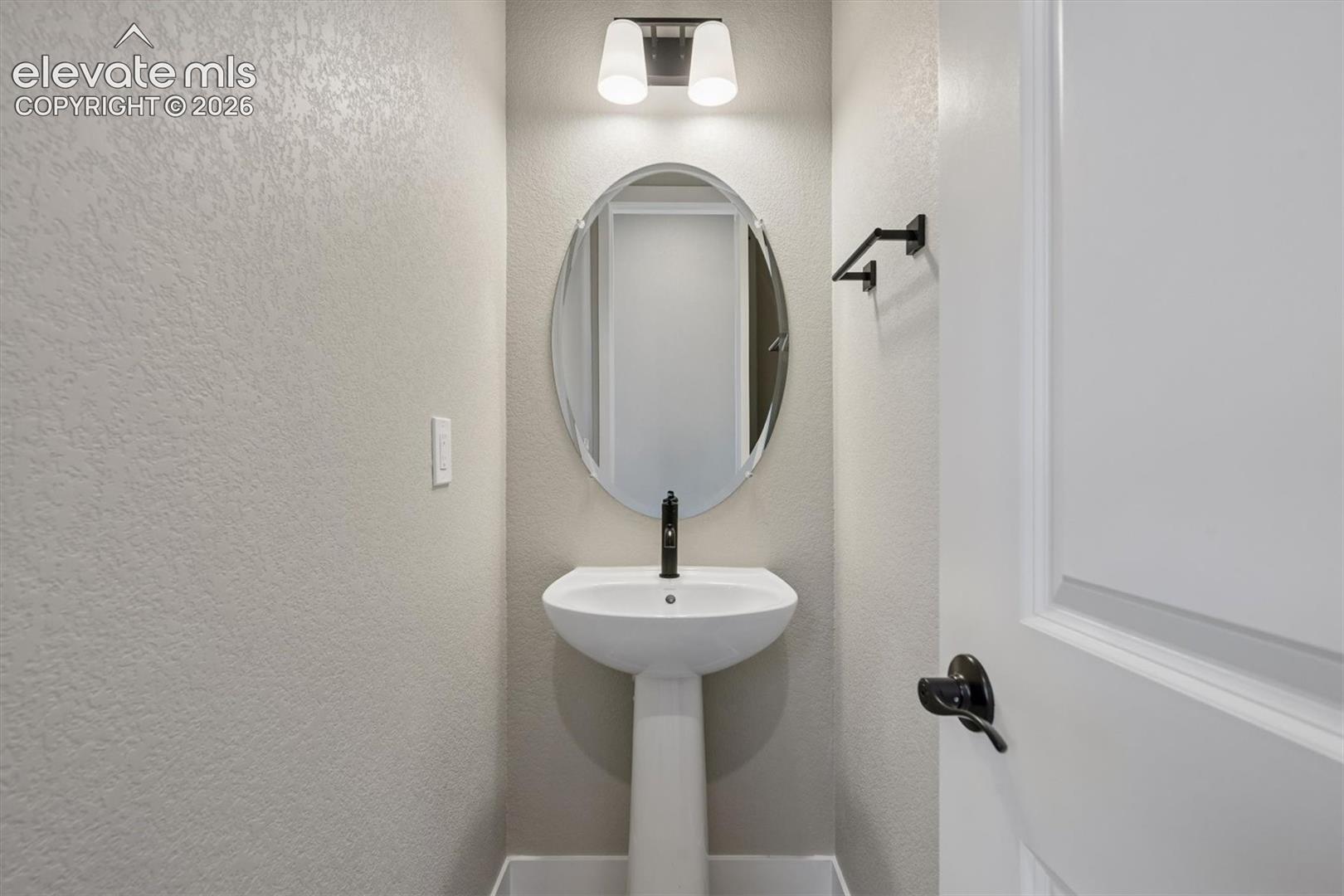 Photo 6 of 7721 Slate River Way, Colorado Springs