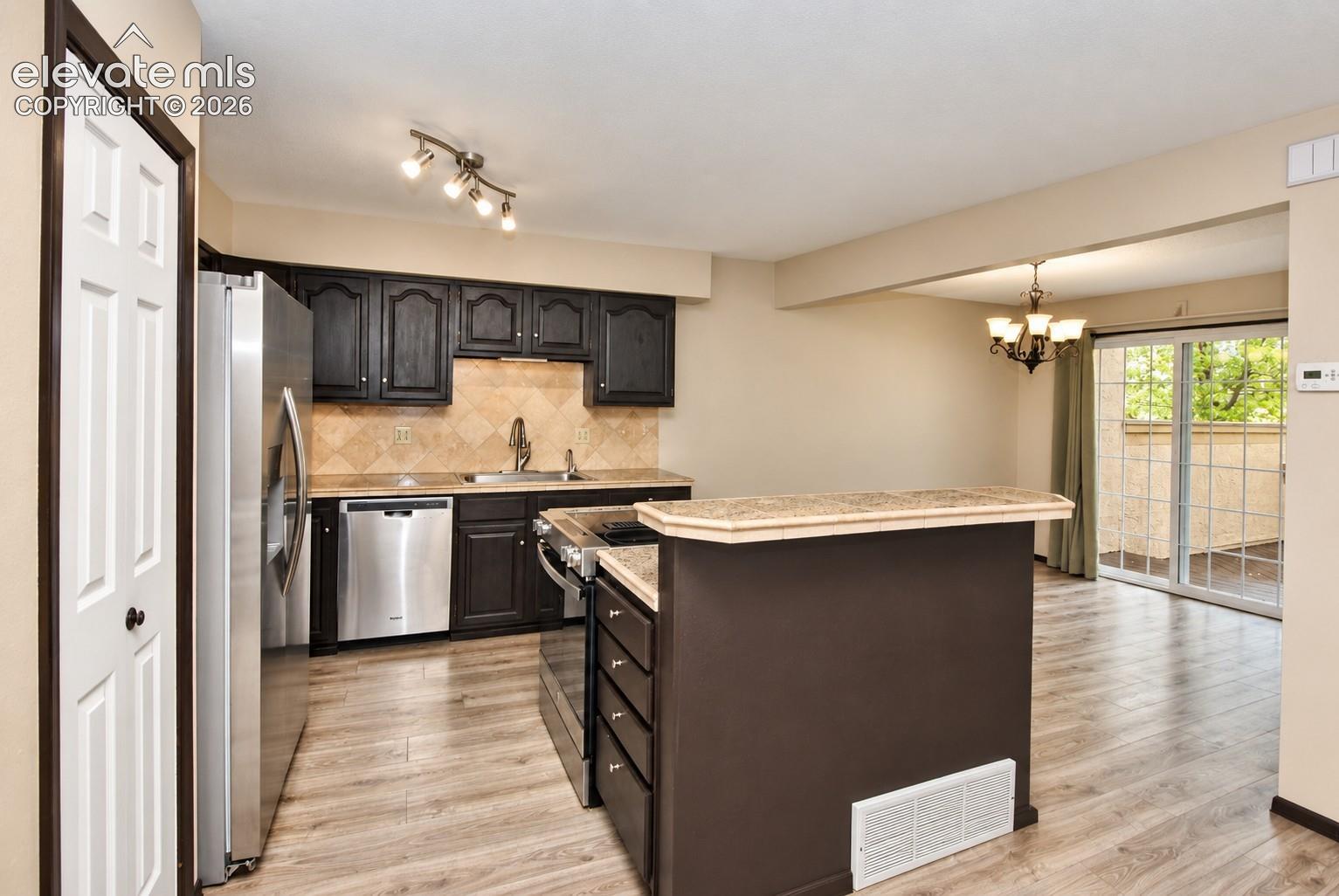Photo 10 of 6109 Pine Hill Drive, Colorado Springs