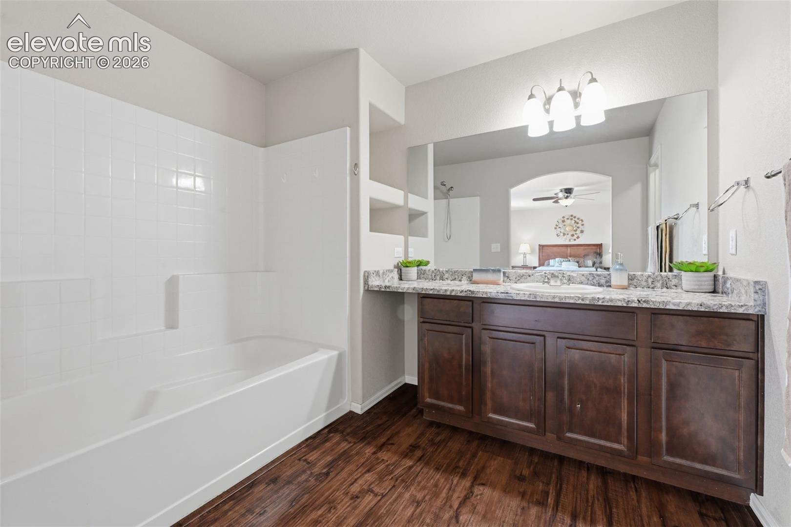 Primary Bedroom Bath