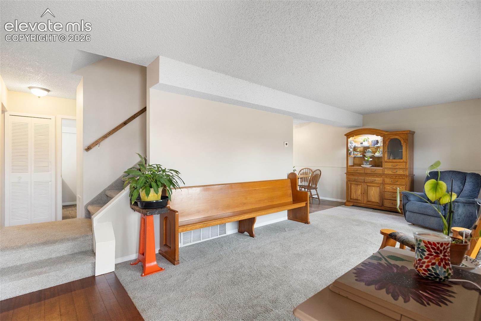 Newer paint and flooring throughout