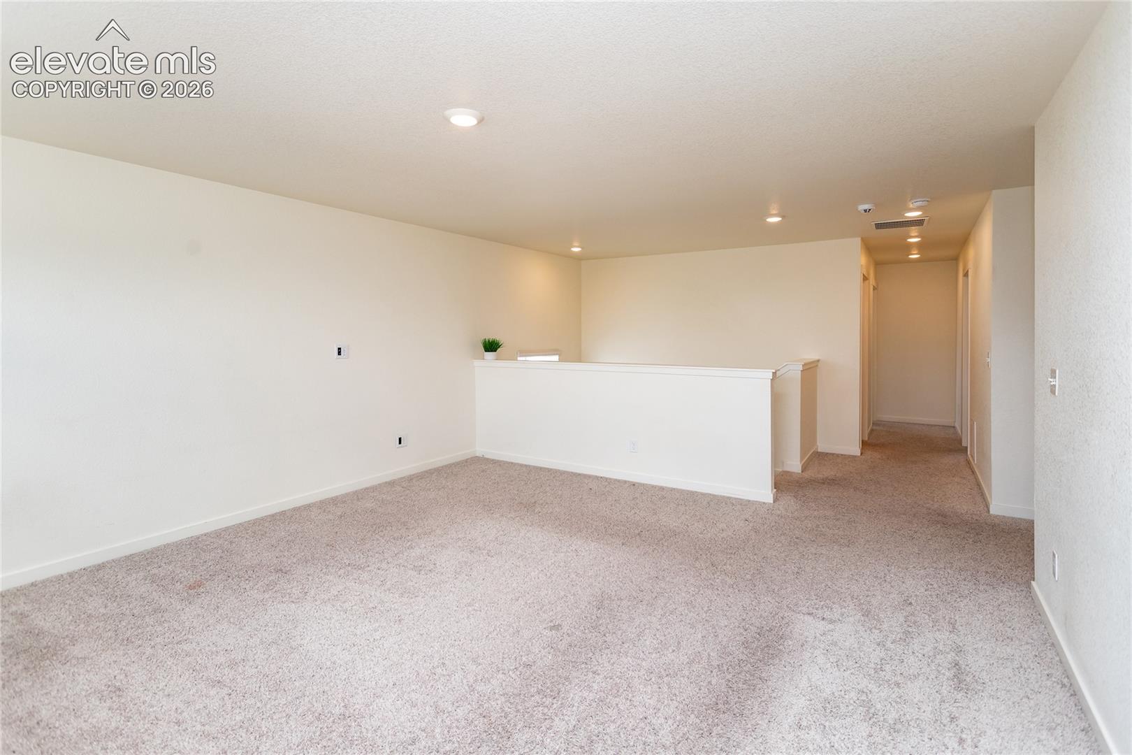 Large loft offers multi use possibilities. 