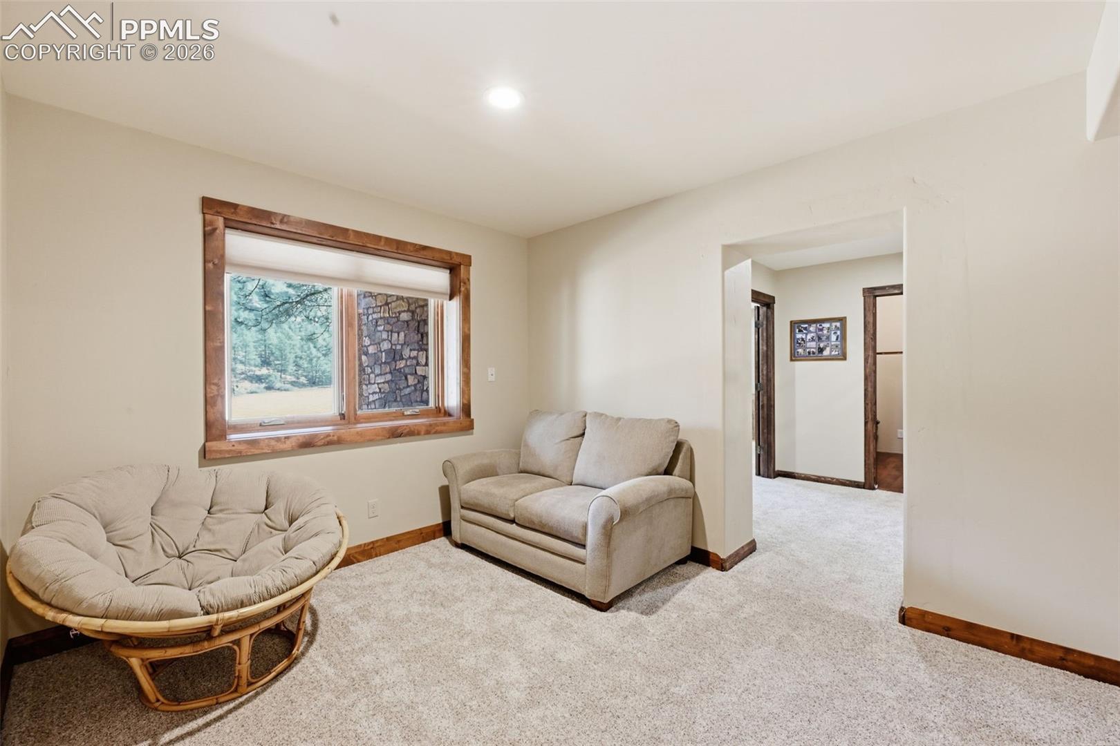 Expansive family room. 