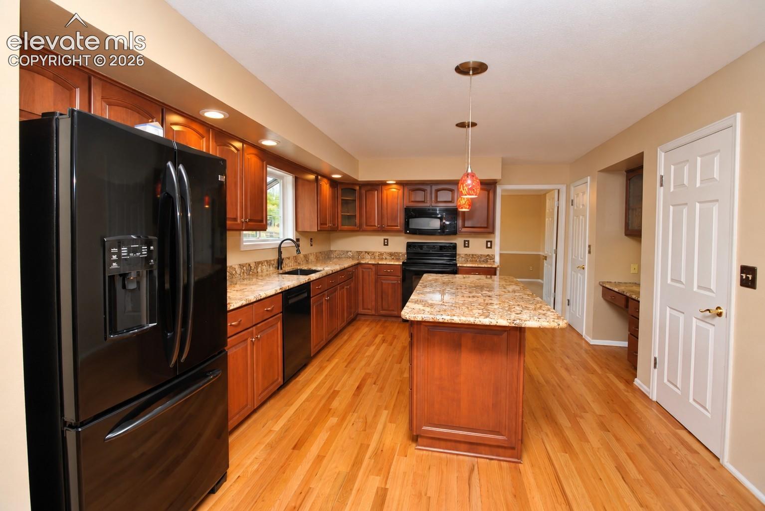 Photo 12 of 2555 Fairway Drive, Colorado Springs