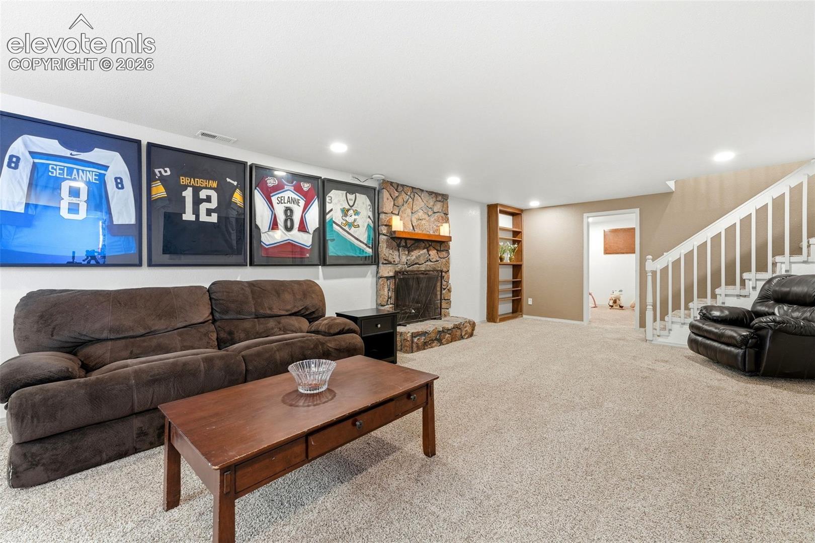 Basement Rec room - great for games!
