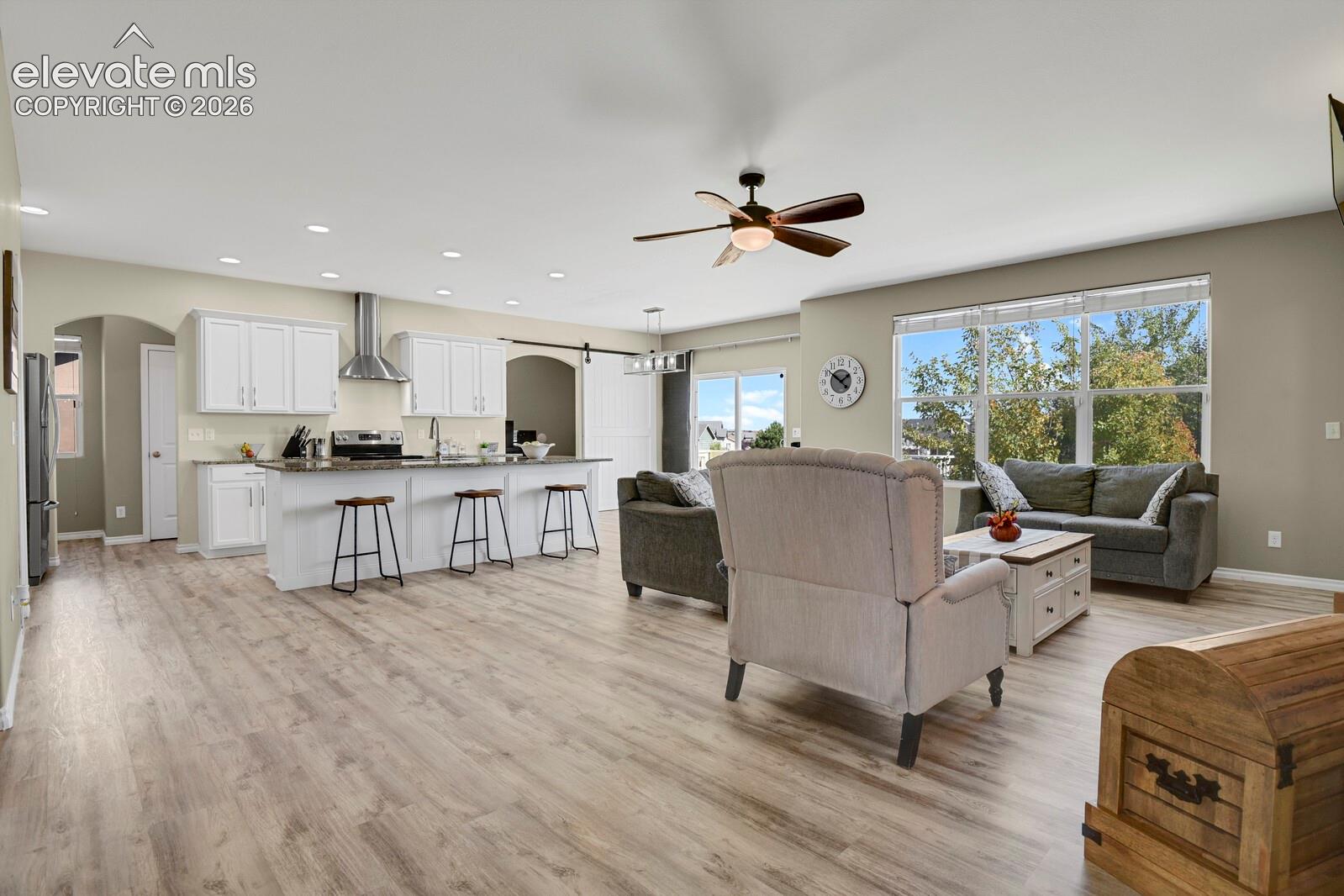 Photo 8 of 10899 Glen Canyon Drive, Peyton