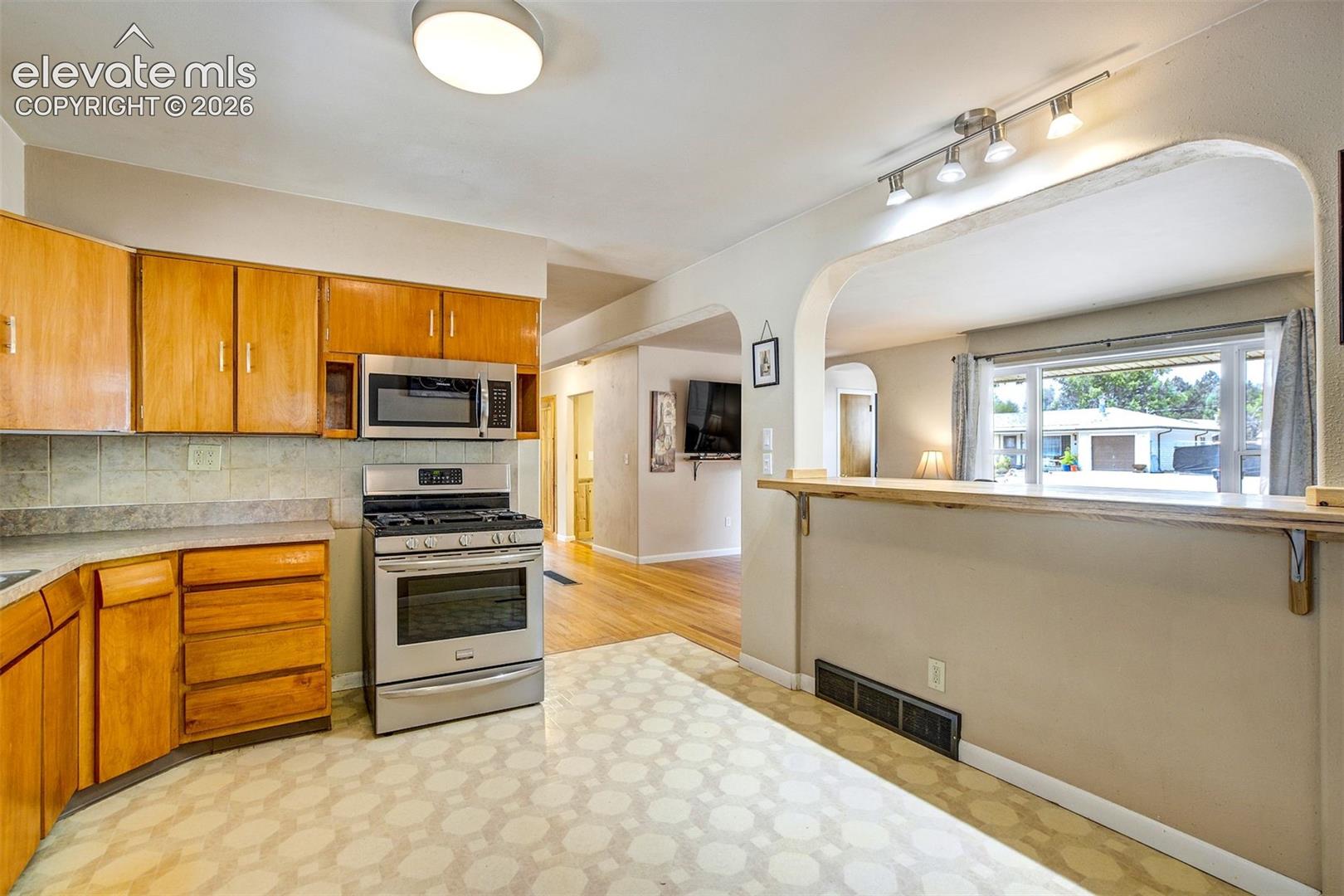 Photo 19 of 705 Grand Boulevard, Colorado Springs