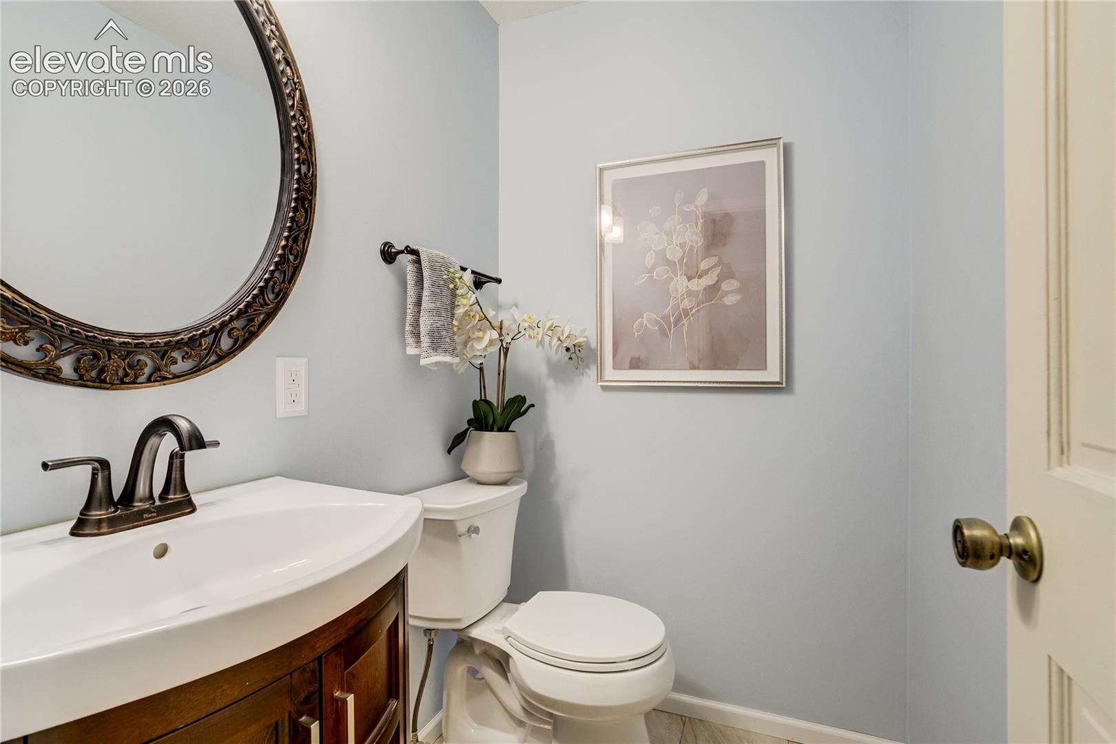 Photo 20 of 322 W Cheyenne Mountain Boulevard, Colorado Springs