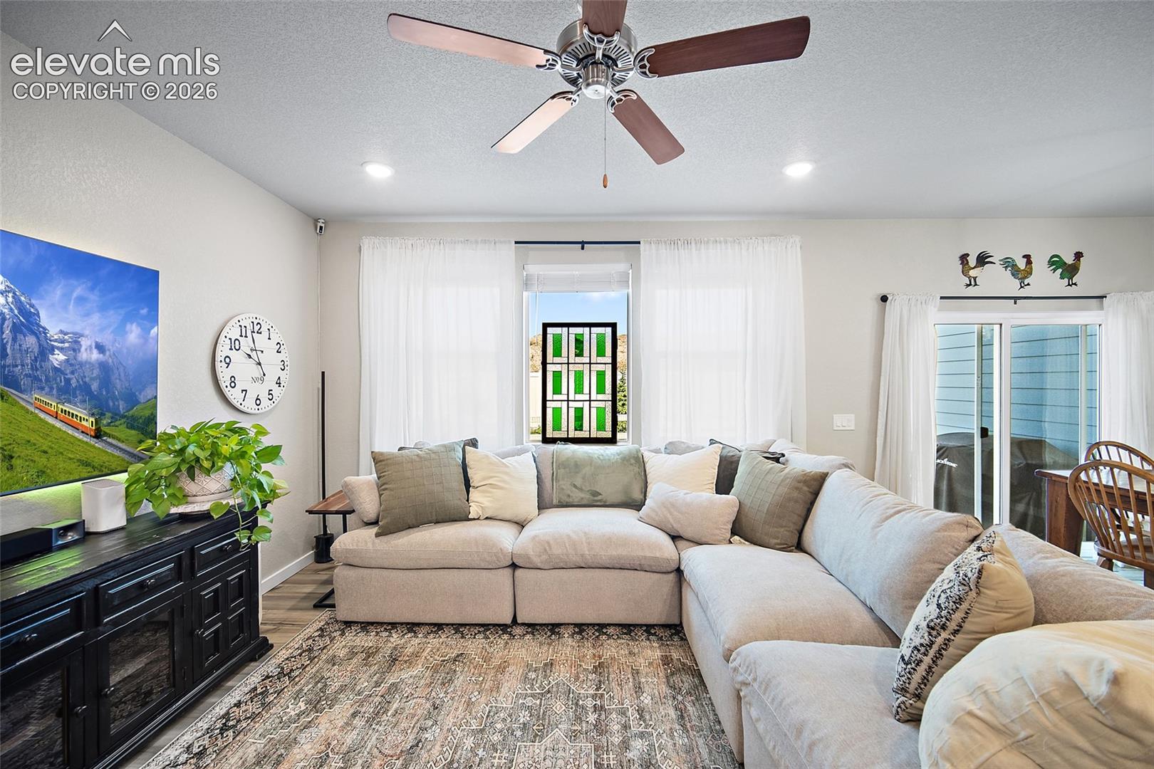 Photo 9 of 8122 Grey Bark Way, Colorado Springs