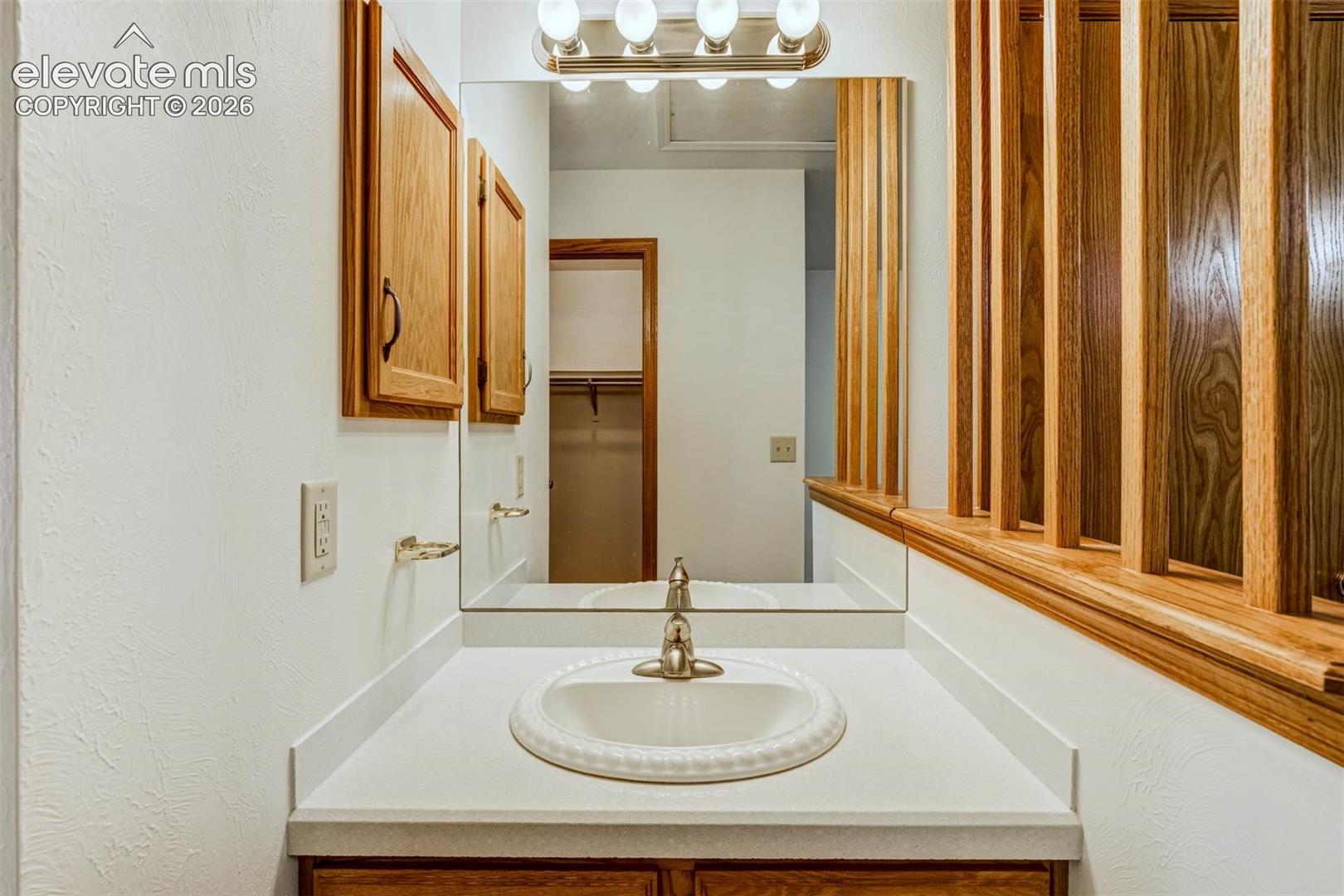 Photo 22 of 2170 Heatherdale Drive, Colorado Springs