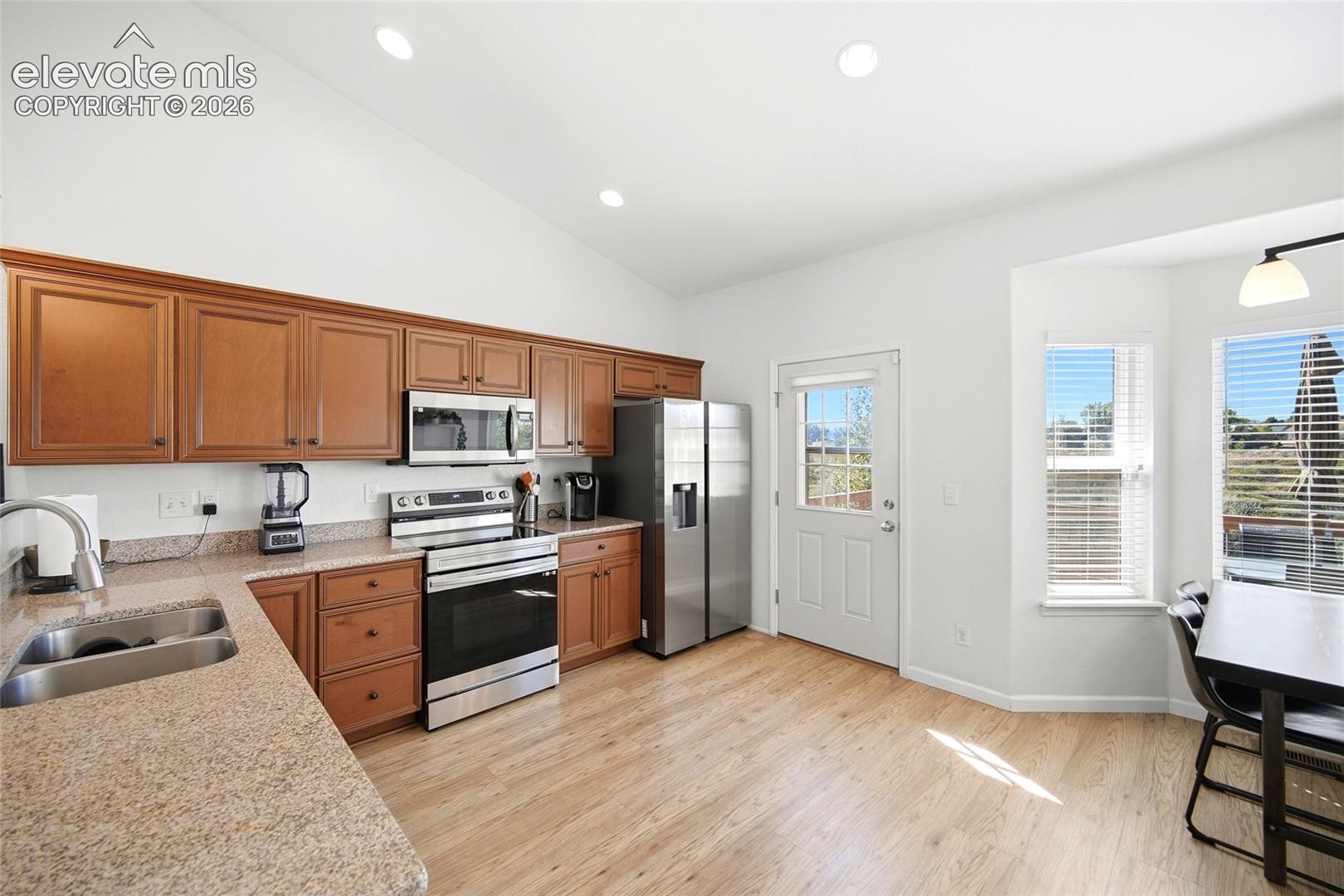 Photo 11 of 7454 Waterside Drive, Colorado Springs