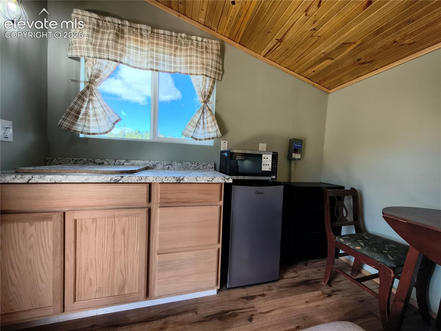 Photo 11 of 314 Arrowhead Drive, Florissant