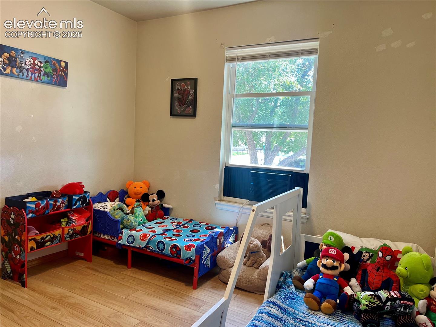 Third bedroom with flexible use options