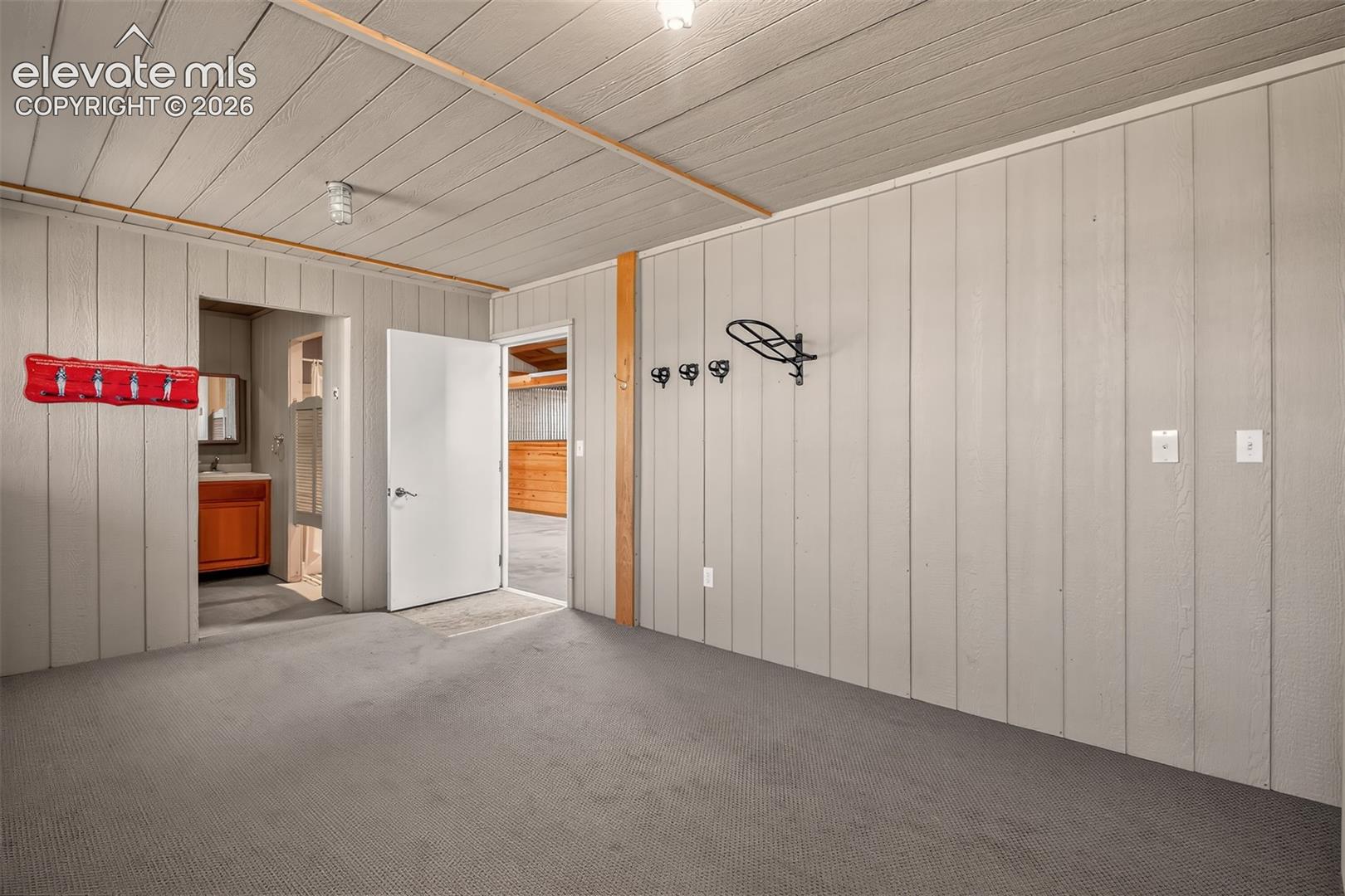Caretaker Quarters & Tack Room