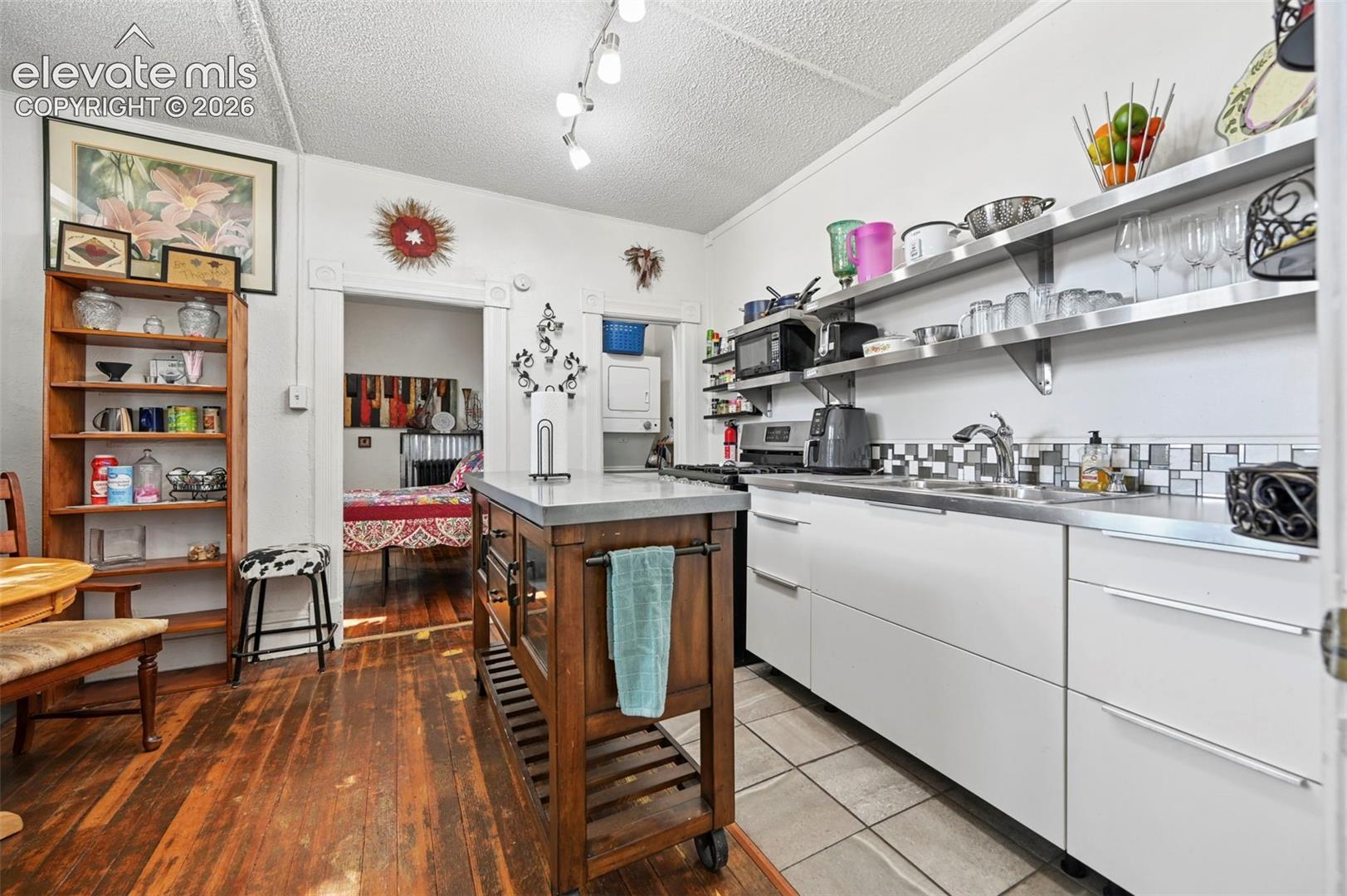 Apartment Kitchen & Laundry Closet