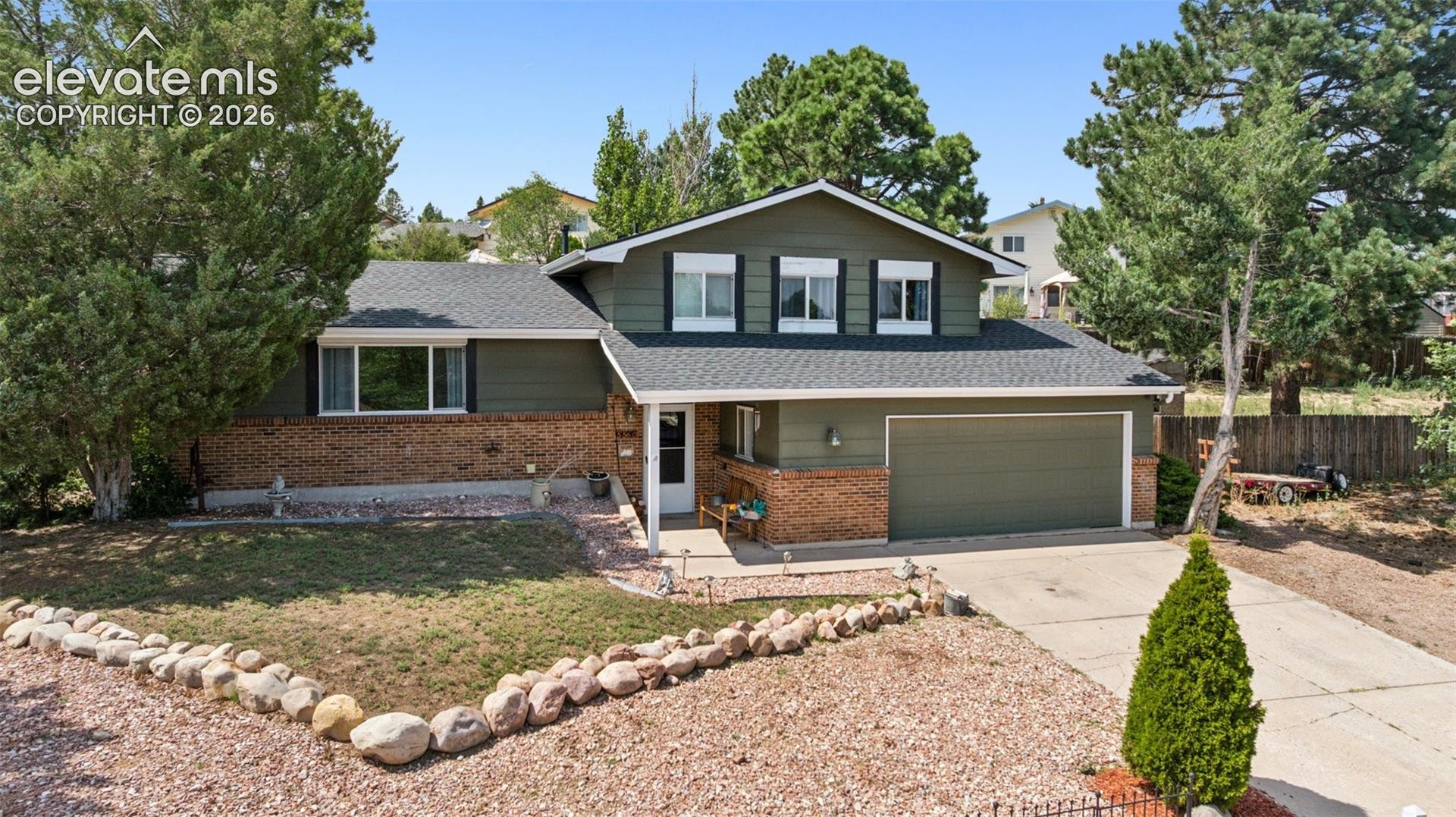5560 Constitution Ave, Colorado Springs, CO 80915