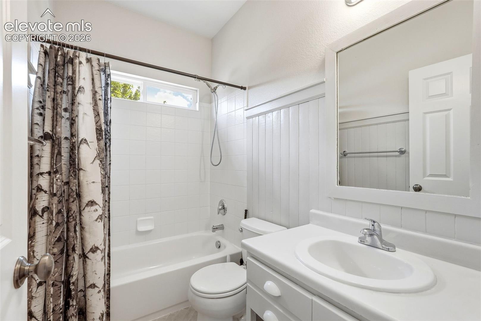 Photo 8 of 9896 Kings Canyon Drive, Peyton