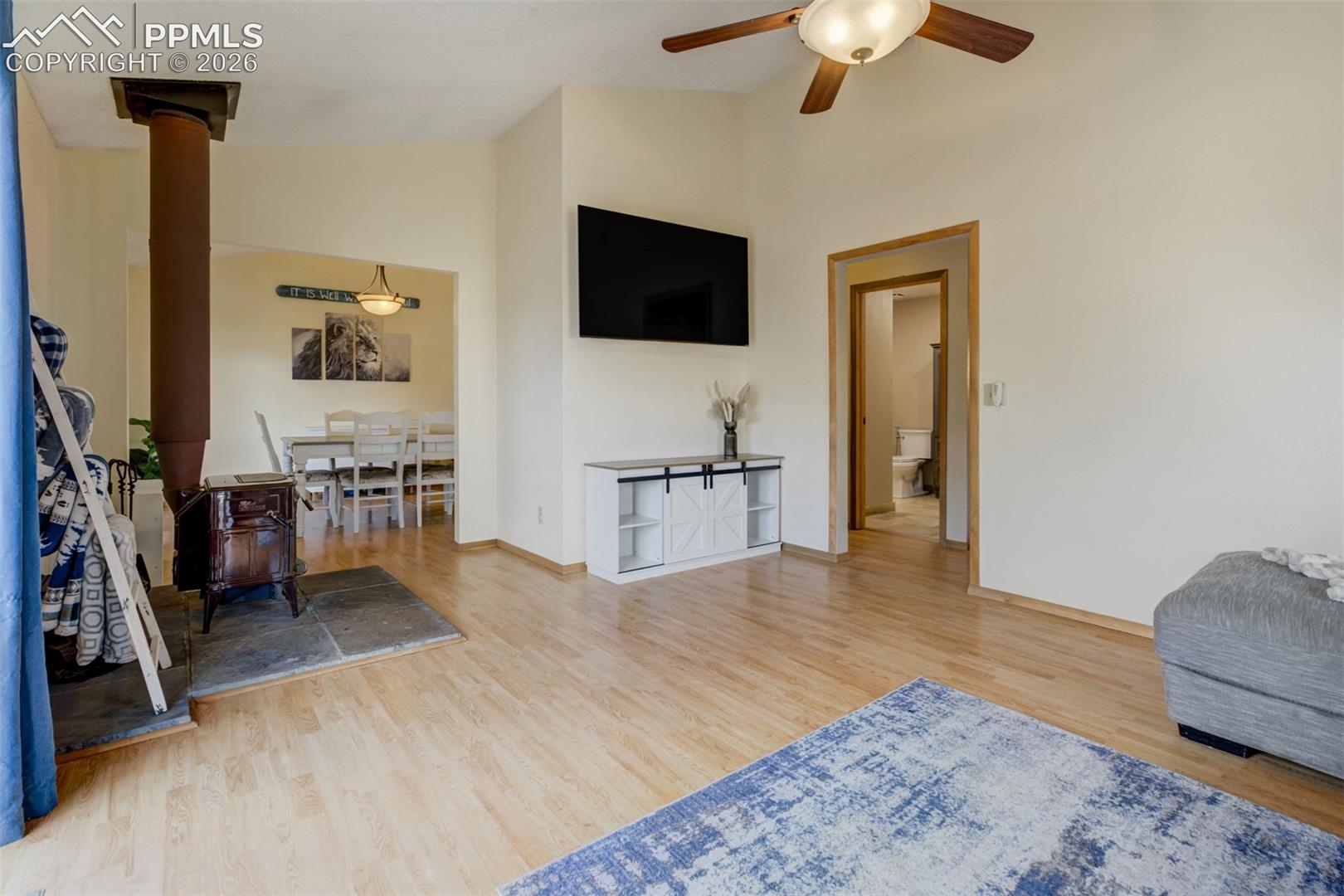 Photo 6 of 1011 South Avenue, Woodland Park
