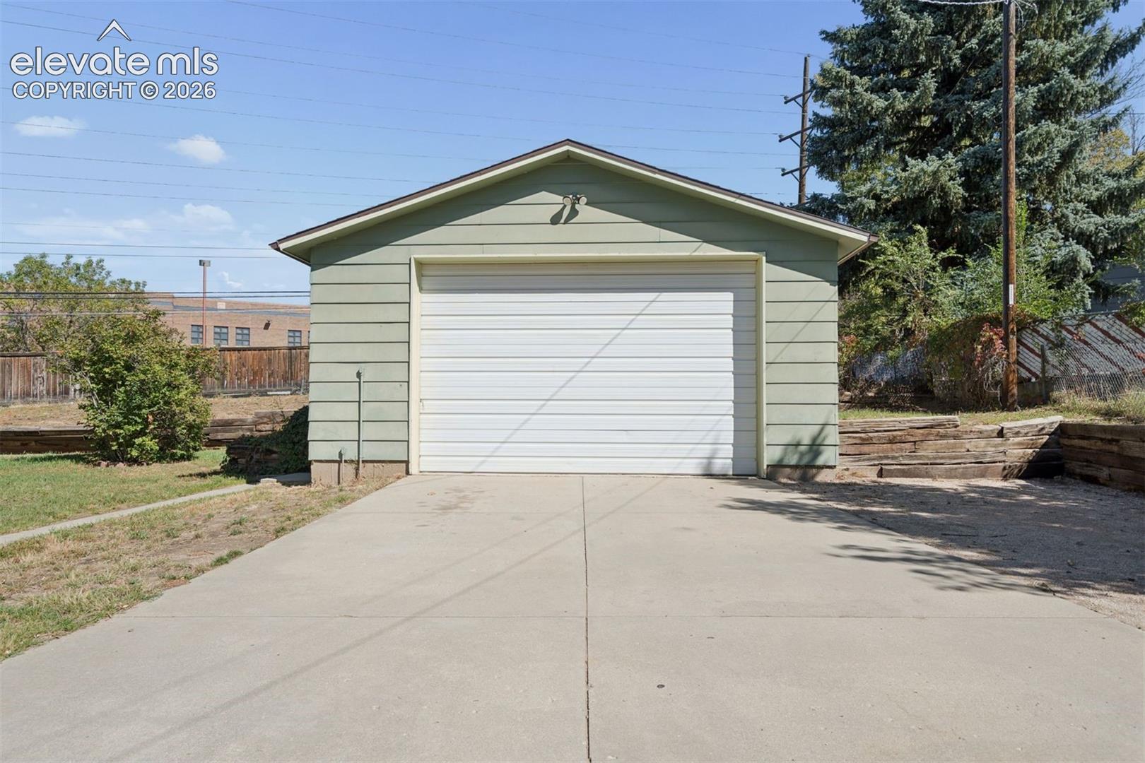 Photo 23 of 408 Elmwood Drive, Colorado Springs
