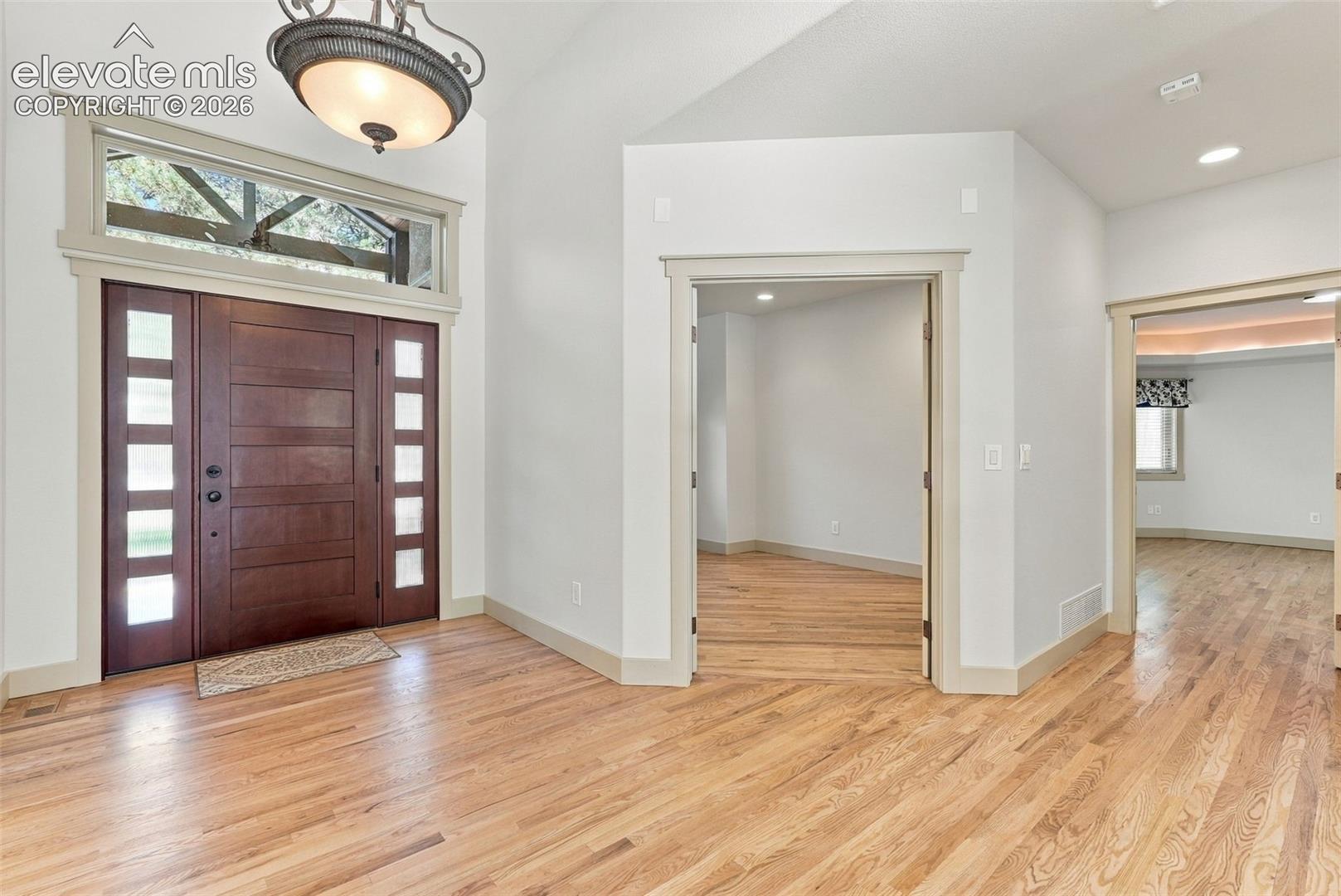 Hard wood floor on all main level 