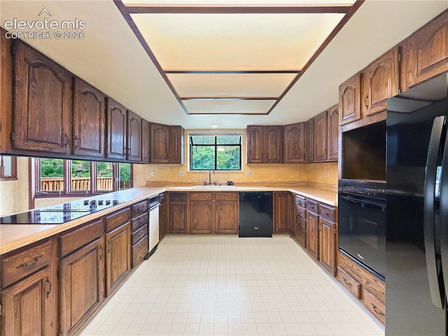 Photo 11 of 3015 Springmeadow Drive, Colorado Springs