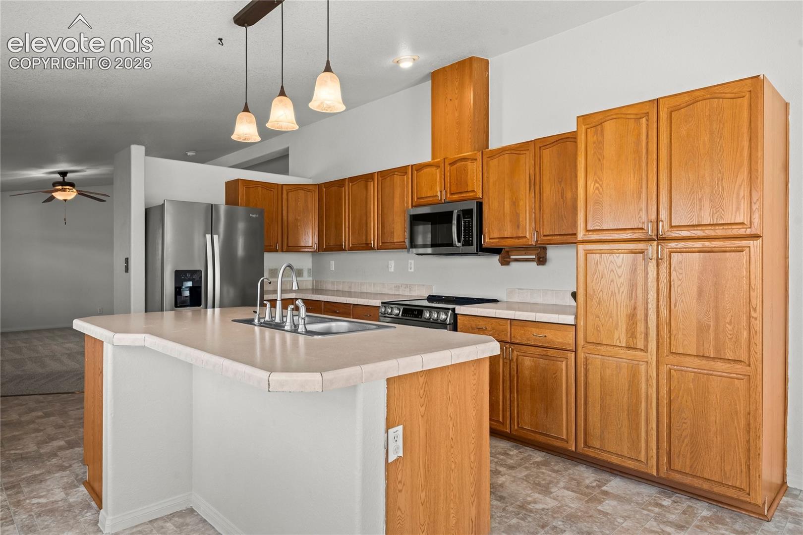 Photo 6 of 2103 E County Road 2, Monte Vista