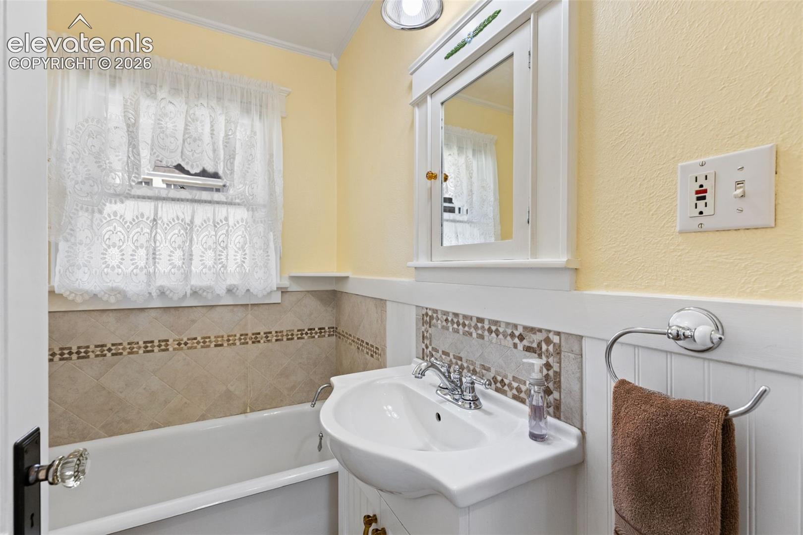 Photo 14 of 514 Custer Avenue, Colorado Springs