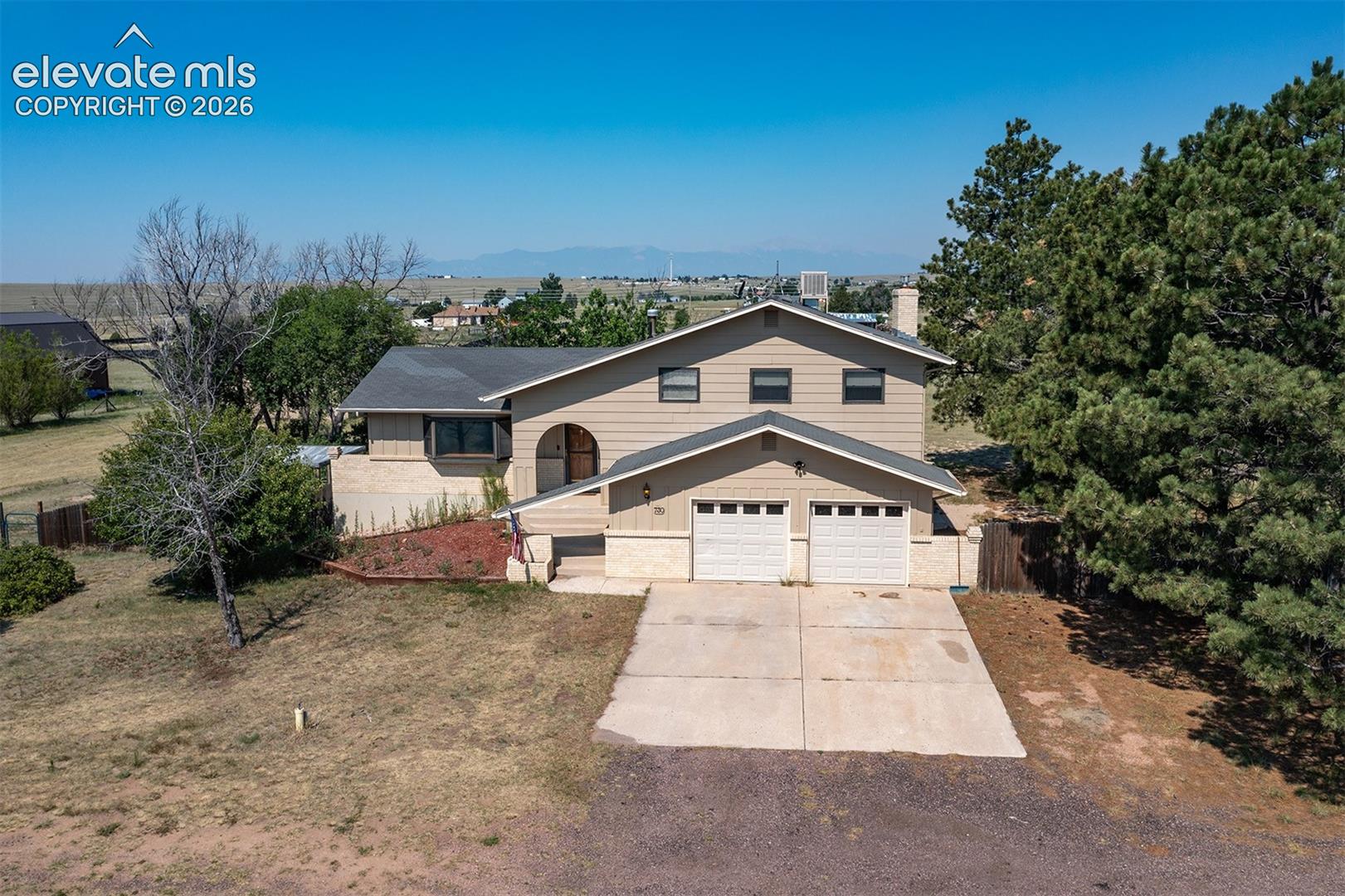 730 Quail Dr, Colorado Springs, CO 80930