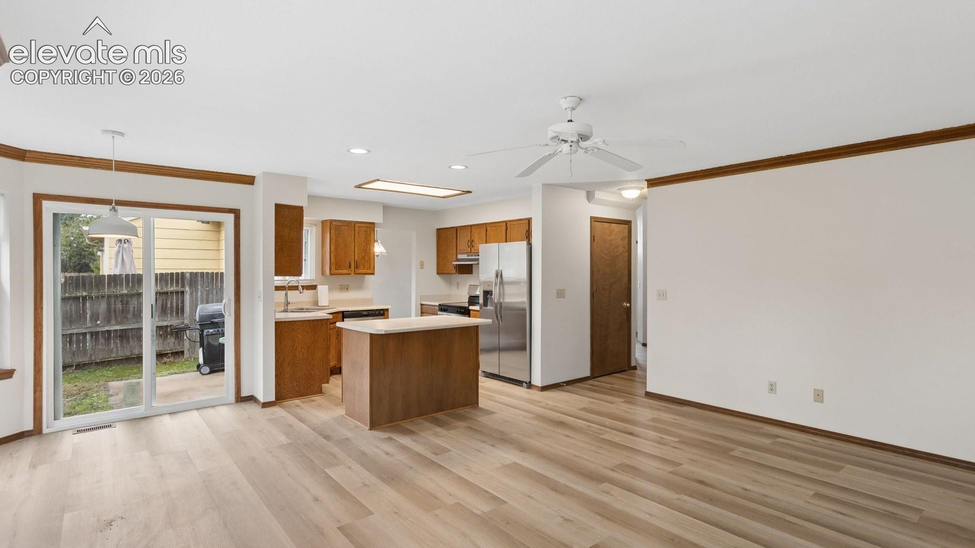 Photo 9 of 8335 Ilex Drive, Colorado Springs