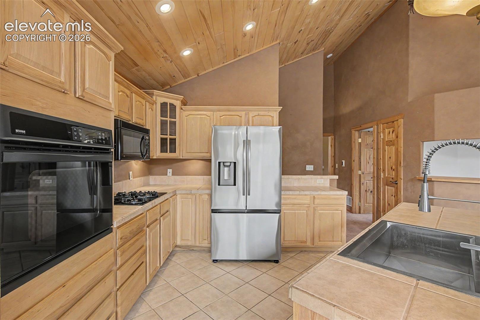 Photo 16 of 455 Lost Canyon Heights, Florissant