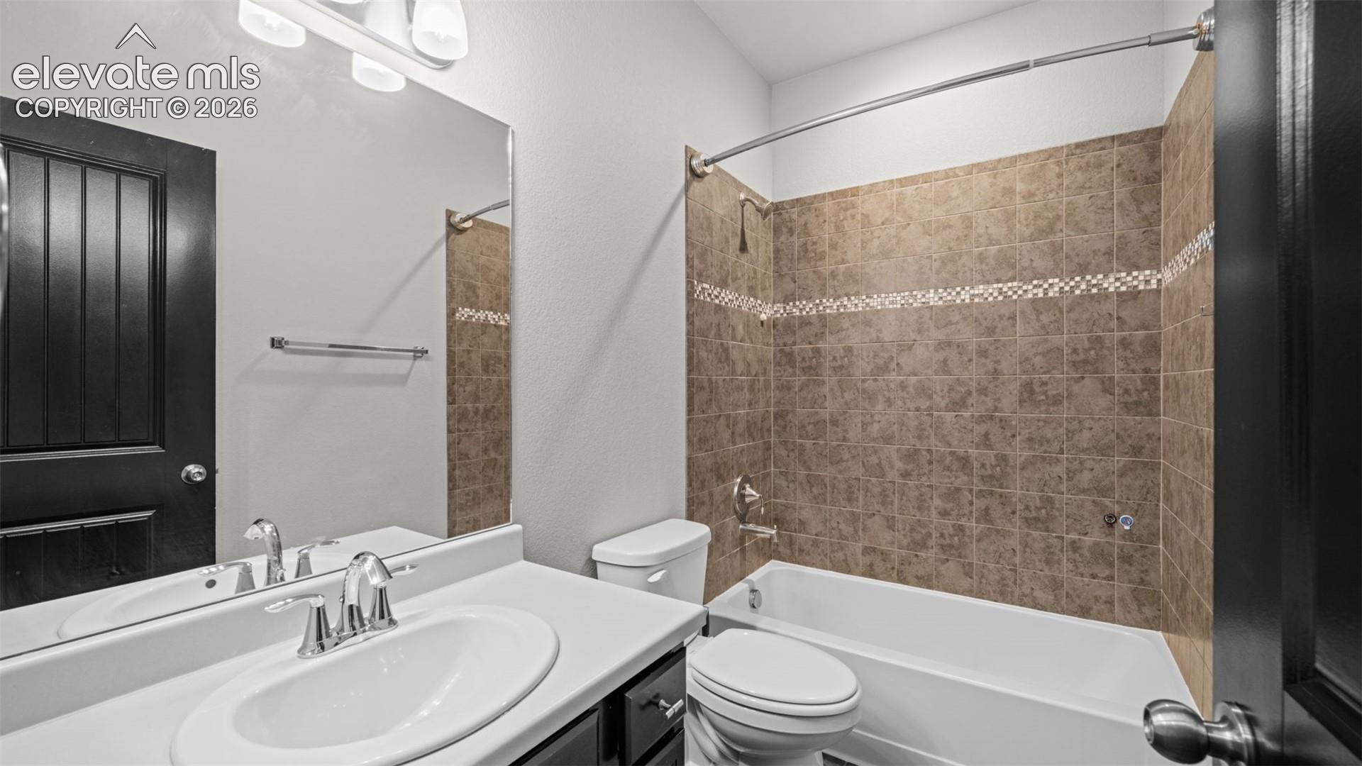 Photo 13 of 9773 Witherbee Drive, Peyton