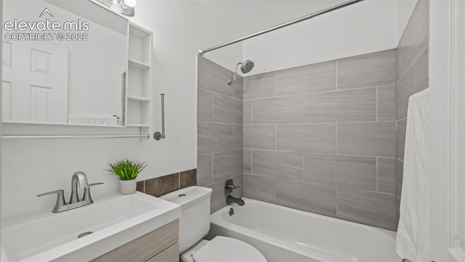 Photo 10 of 1830 Pima Drive, Colorado Springs