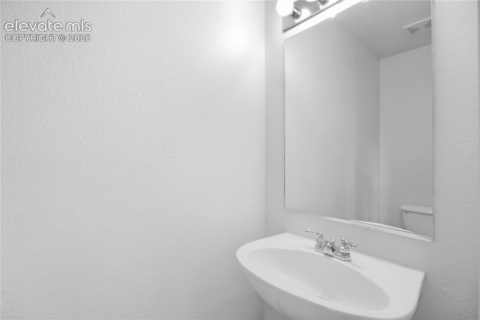 Photo 12 of 6148 Scottsbluff Drive, Colorado Springs