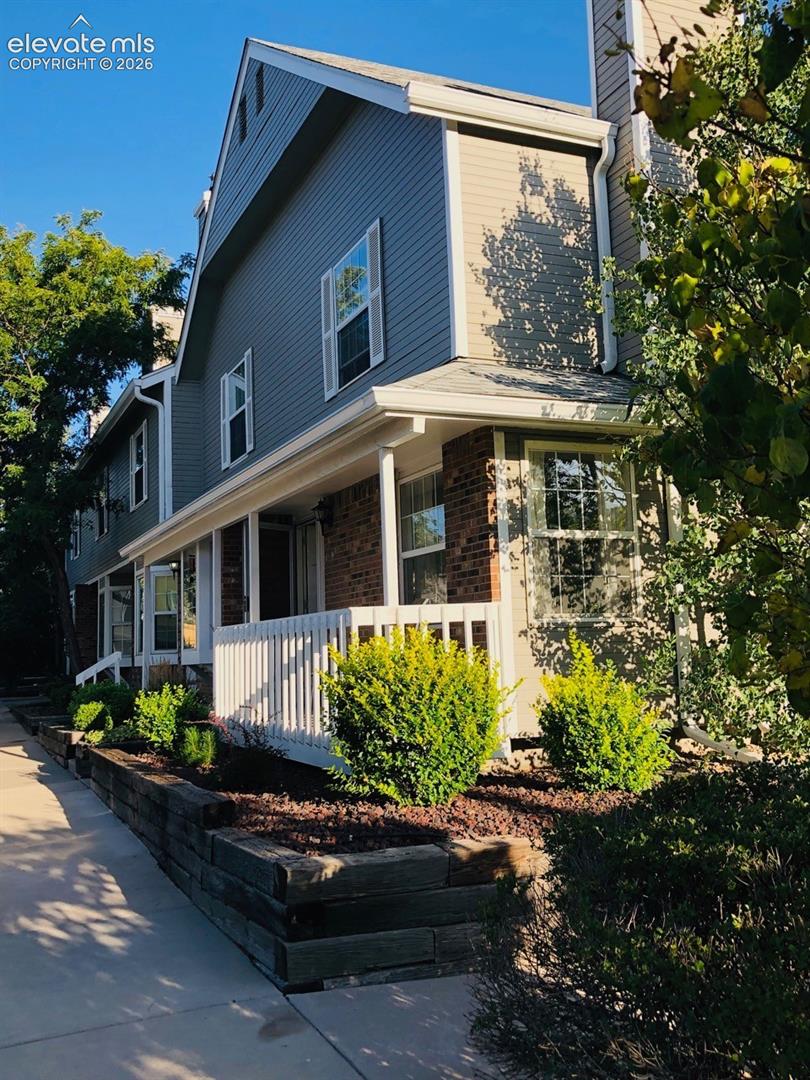 1949 Giltshire Drive
