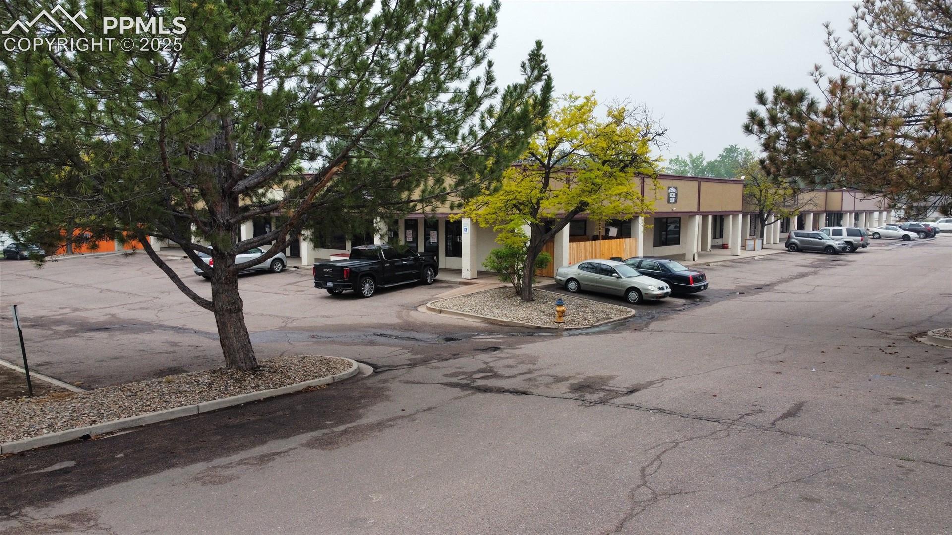 2513 Airport Rd, Colorado Springs, CO 80910