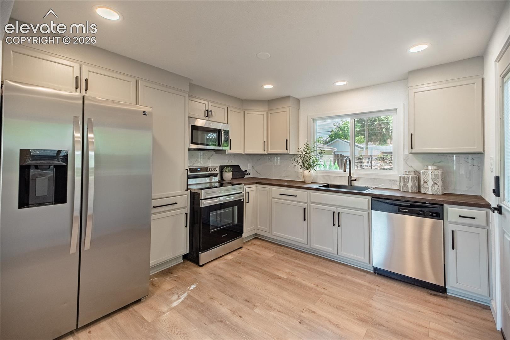 Photo 6 of 2311 N Union Boulevard, Colorado Springs