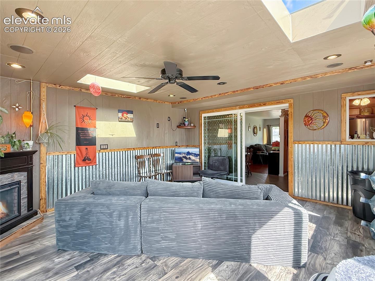 Family/sun room