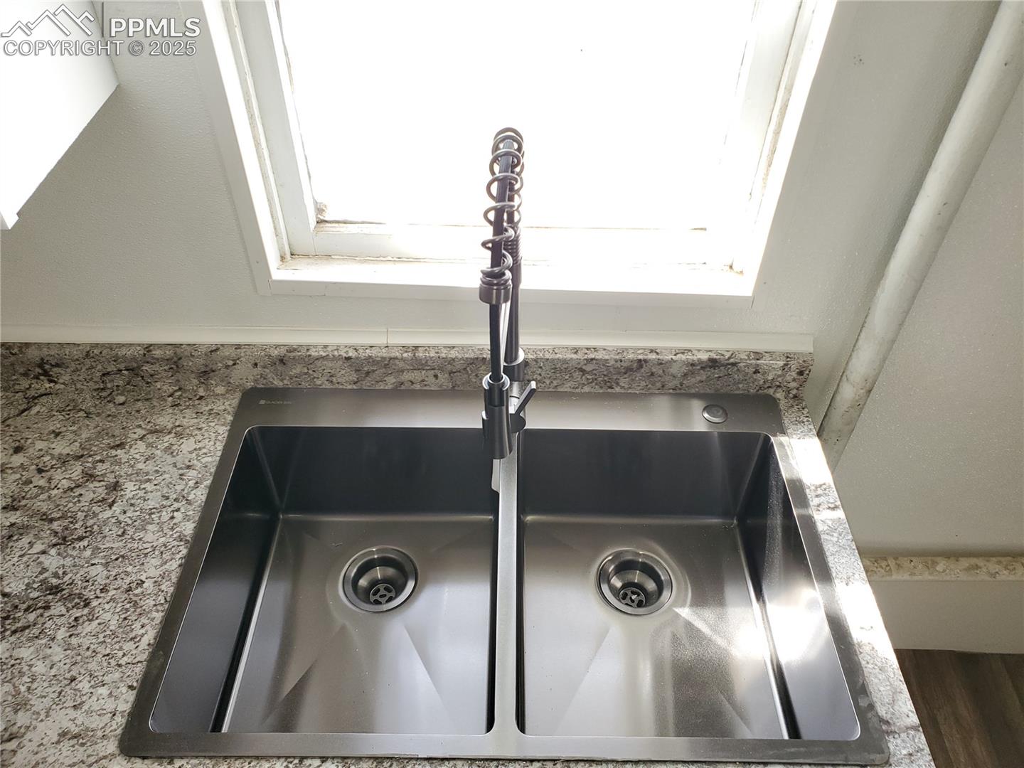 New Kitchen Sink & Faucet